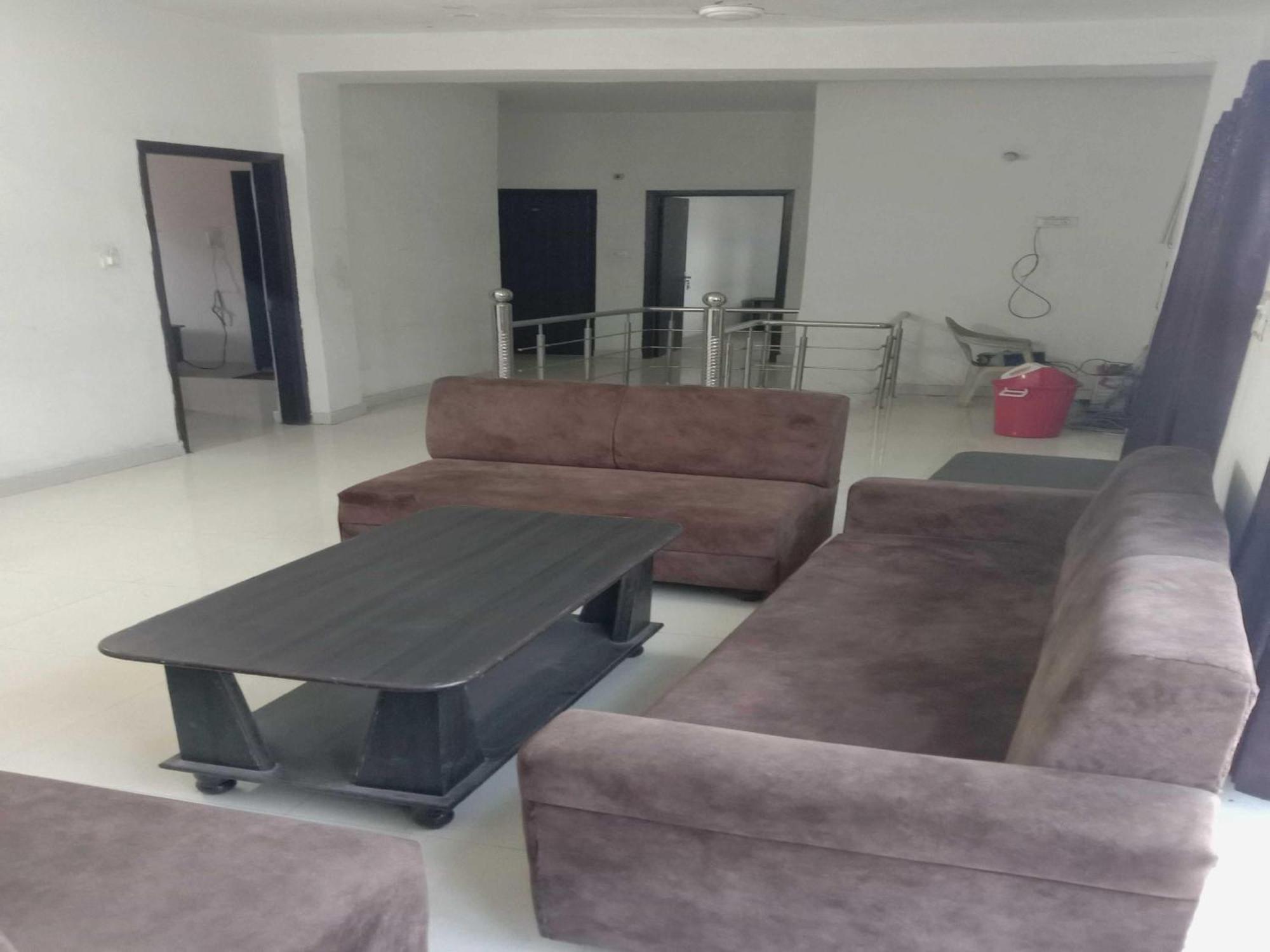 Spot On Deepak Palace Amritsar