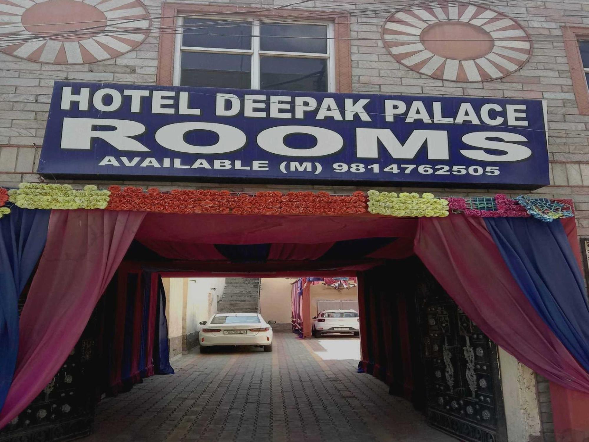 Hotel Spot On Deepak Palace 2*